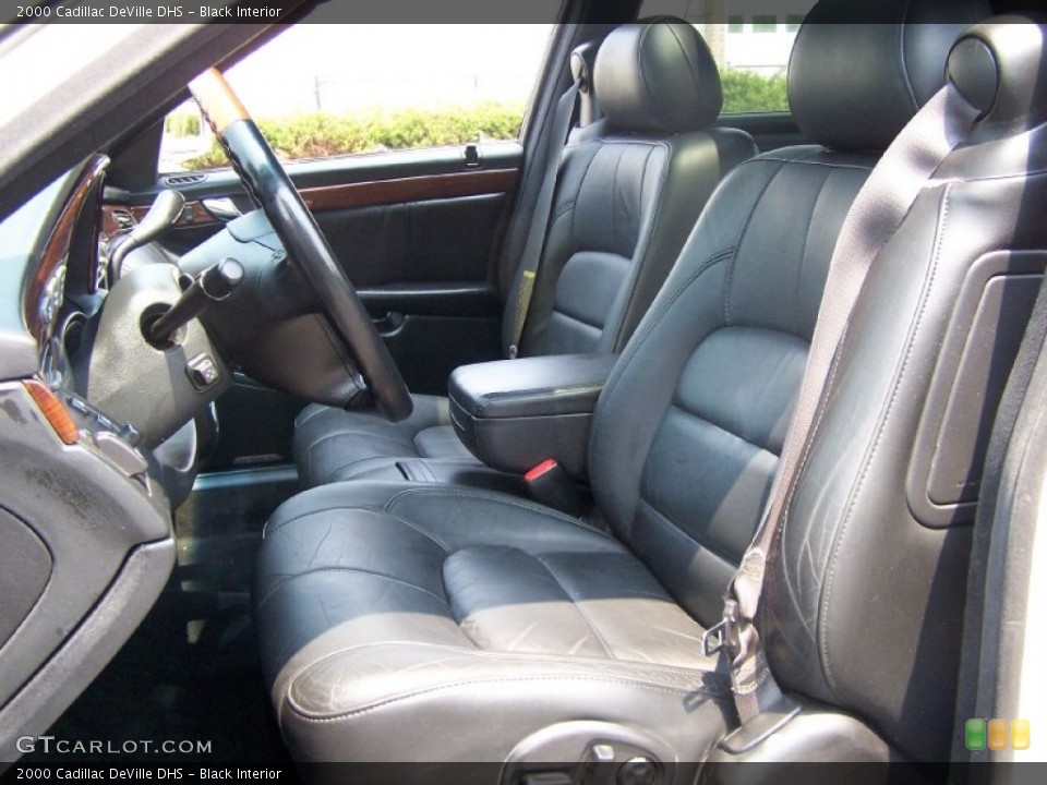 Black Interior Photo for the 2000 Cadillac DeVille DHS #50346804