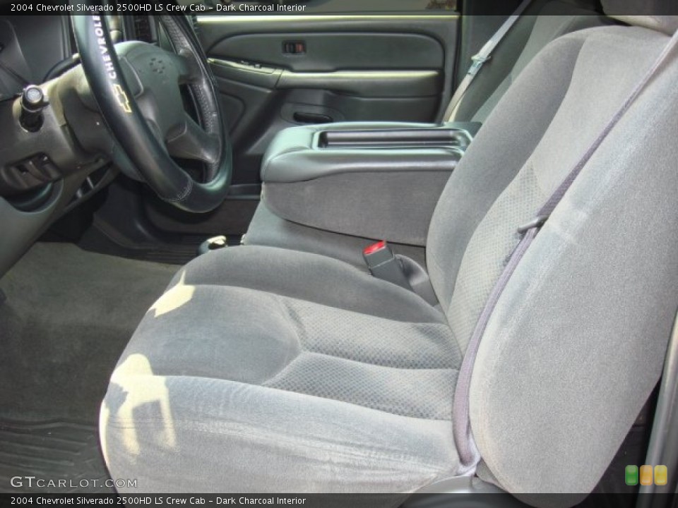 Dark Charcoal Interior Photo for the 2004 Chevrolet Silverado 2500HD LS Crew Cab #50349579