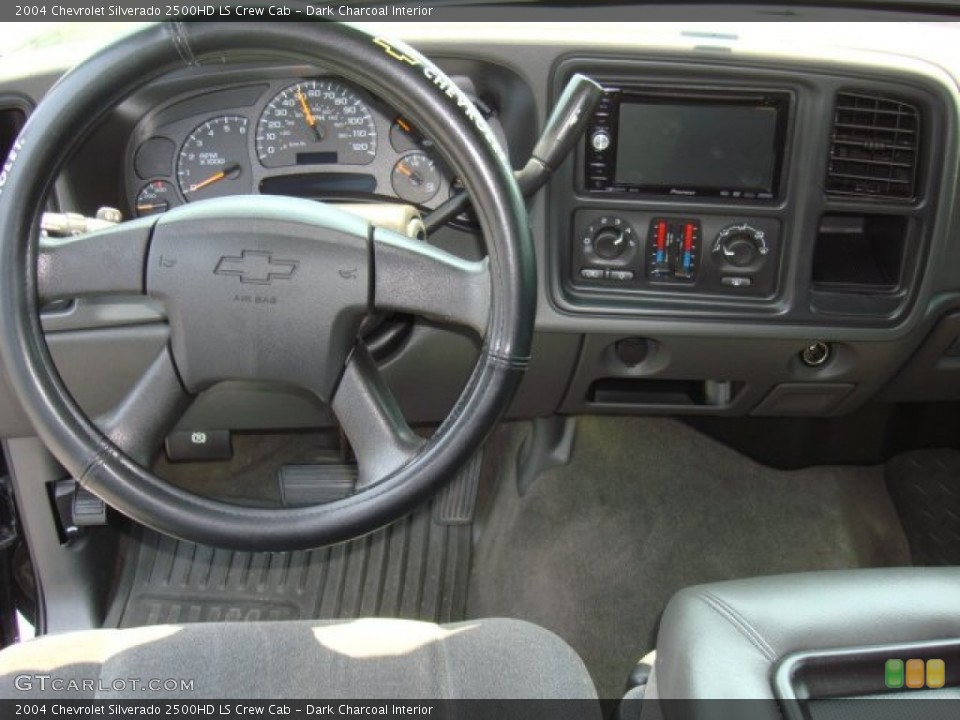 Dark Charcoal Interior Dashboard for the 2004 Chevrolet Silverado 2500HD LS Crew Cab #50349606
