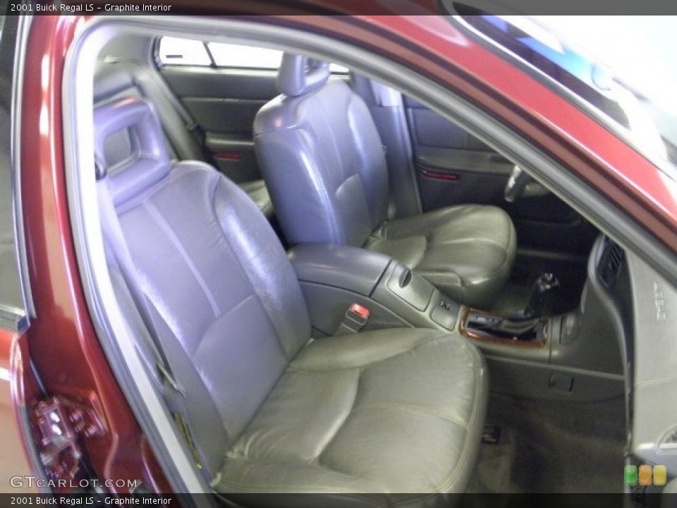Graphite 2001 Buick Regal Interiors