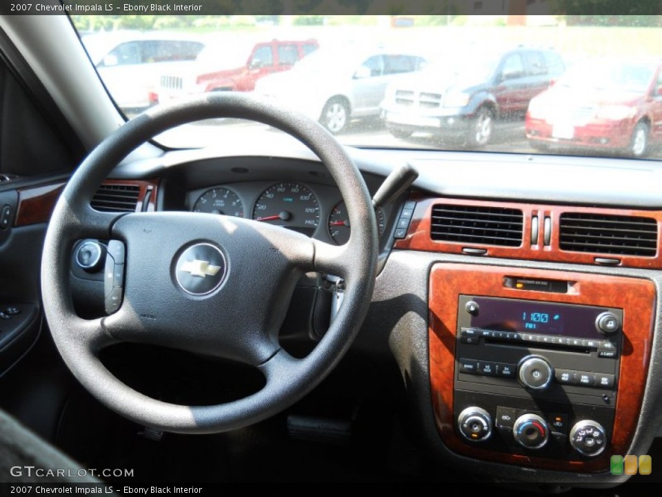 Ebony Black Interior Dashboard for the 2007 Chevrolet Impala LS #50350785