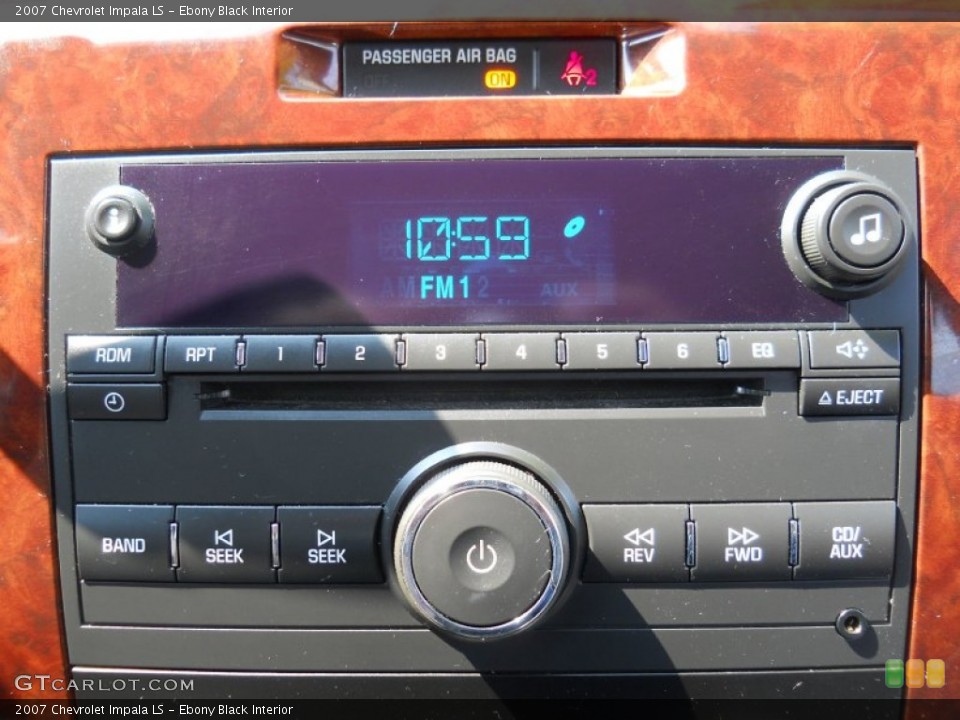 Ebony Black Interior Controls for the 2007 Chevrolet Impala LS #50350797