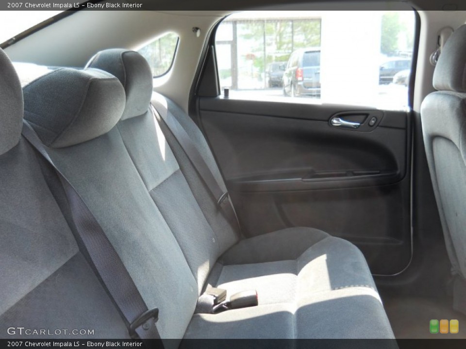 Ebony Black Interior Photo for the 2007 Chevrolet Impala LS #50350839