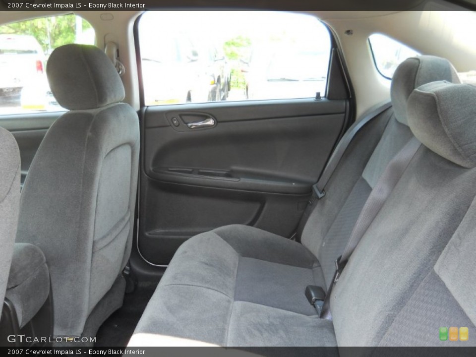 Ebony Black Interior Photo for the 2007 Chevrolet Impala LS #50351052