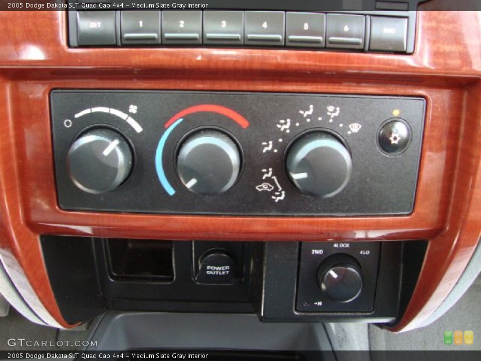 Medium Slate Gray Interior Controls for the 2005 Dodge Dakota SLT Quad Cab 4x4 #50357562