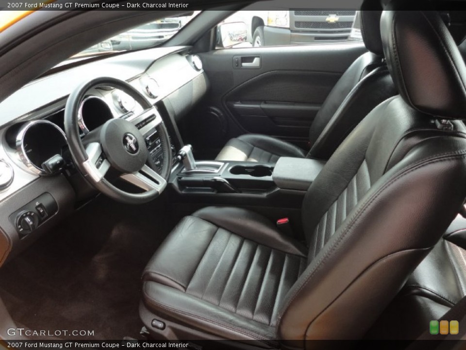 Dark Charcoal Interior Photo for the 2007 Ford Mustang GT Premium Coupe #50357856