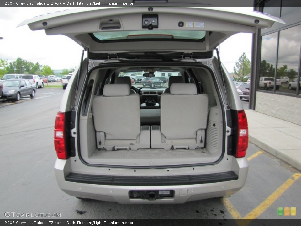 Dark Titanium/Light Titanium Interior Trunk for the 2007 Chevrolet Tahoe LTZ 4x4 #50362176