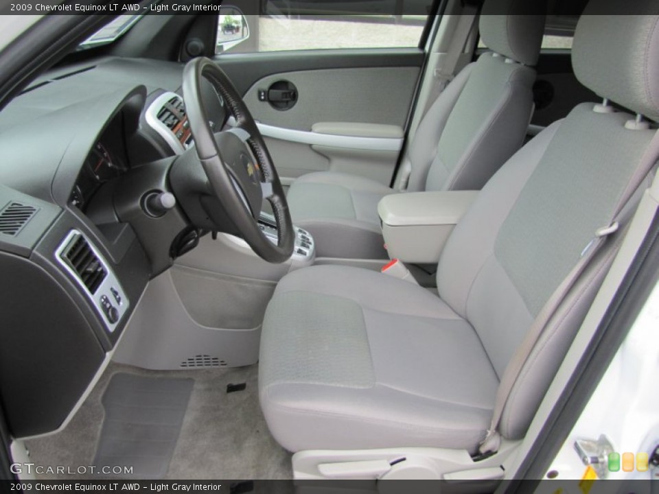 Light Gray Interior Photo for the 2009 Chevrolet Equinox LT AWD #50362371