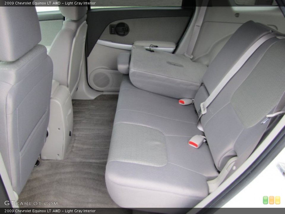 Light Gray Interior Photo for the 2009 Chevrolet Equinox LT AWD #50362560