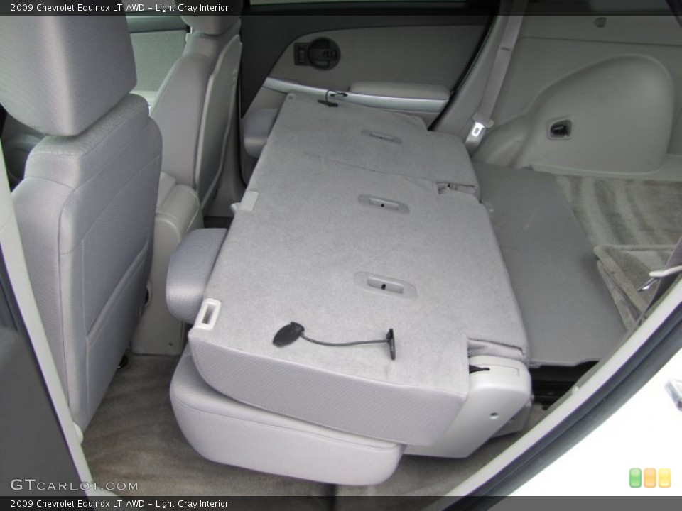 Light Gray Interior Photo for the 2009 Chevrolet Equinox LT AWD #50362593