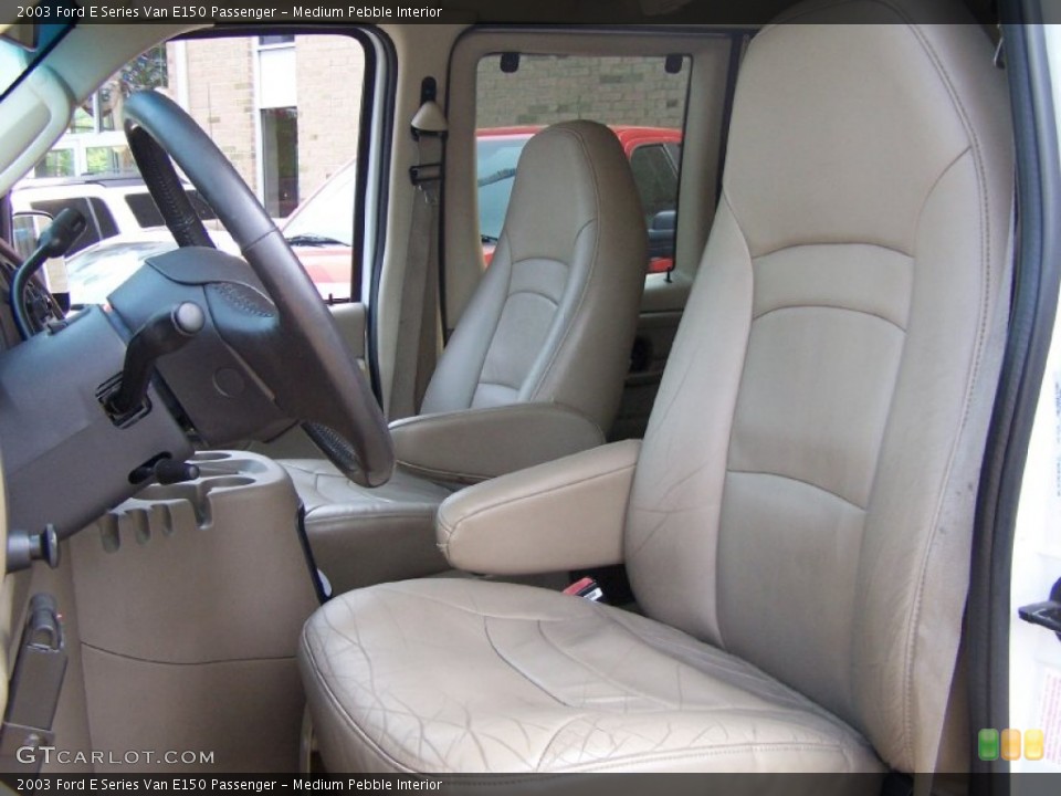 Medium Pebble Interior Photo for the 2003 Ford E Series Van E150 Passenger #50364666