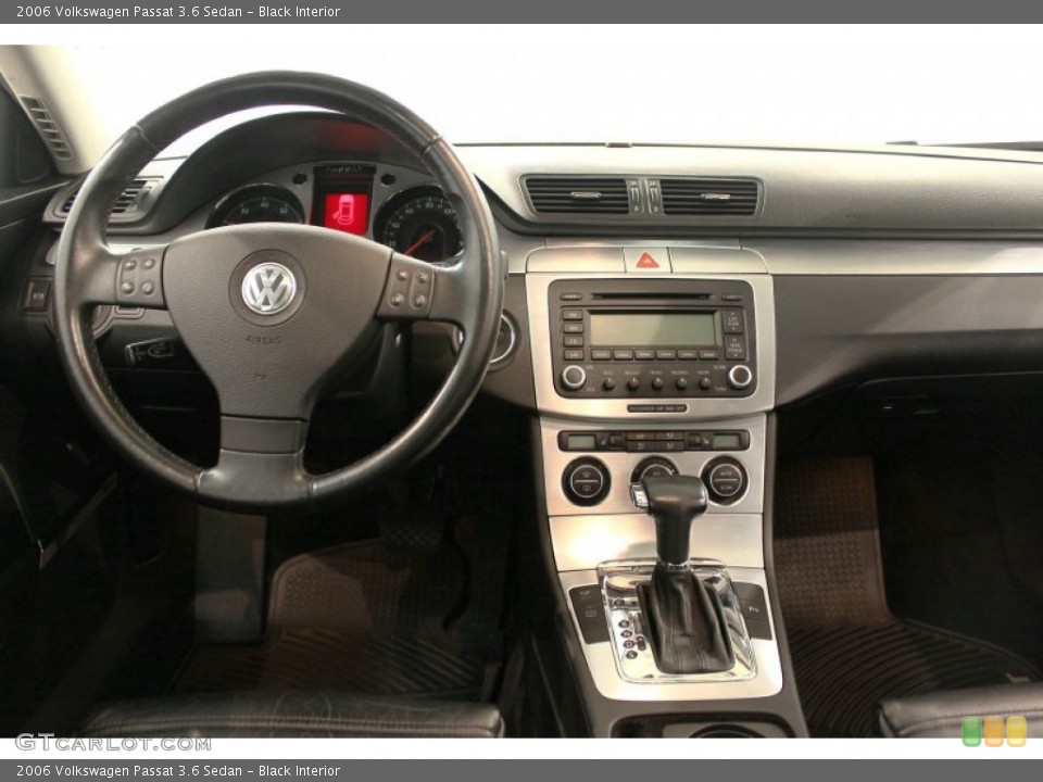 Black Interior Dashboard for the 2006 Volkswagen Passat 3.6 Sedan #50370027