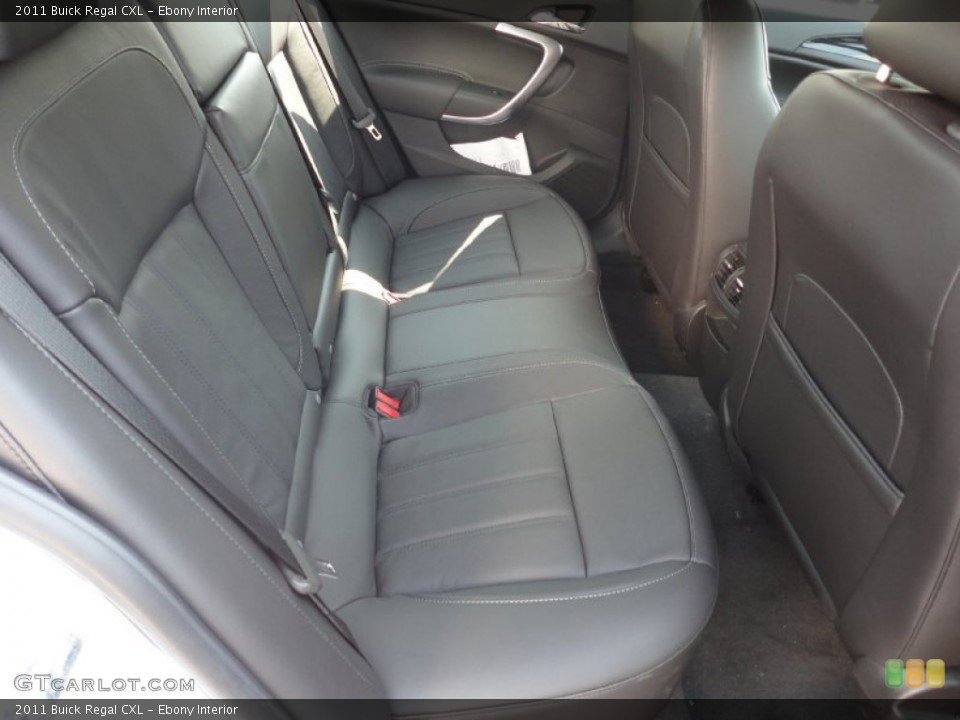 Ebony Interior Photo for the 2011 Buick Regal CXL #50372382