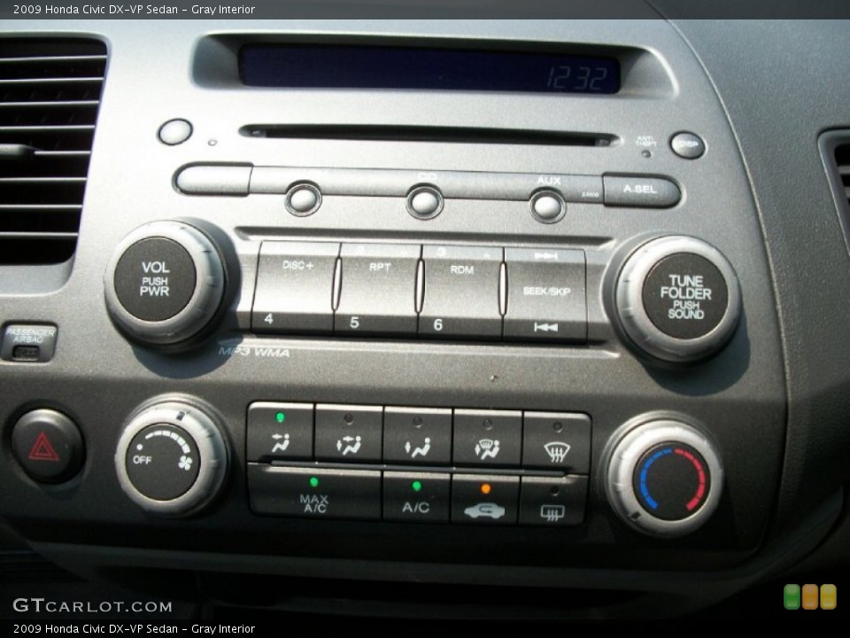 Gray Interior Controls for the 2009 Honda Civic DX-VP Sedan #50376159