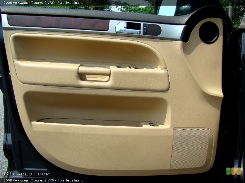 Pure Beige Interior Door Panel for the 2008 Volkswagen Touareg 2 VR6 #50376851