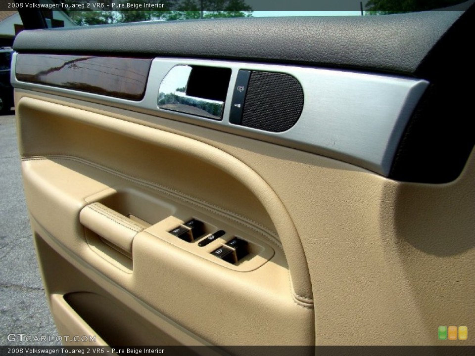 Pure Beige Interior Door Panel for the 2008 Volkswagen Touareg 2 VR6 #50376860