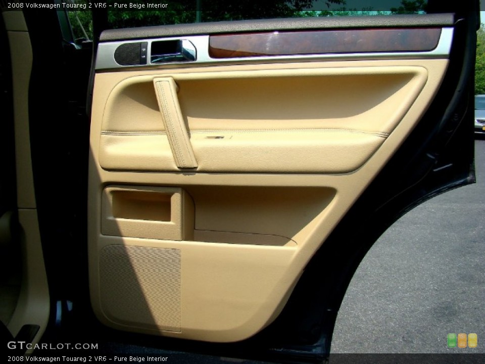Pure Beige Interior Door Panel for the 2008 Volkswagen Touareg 2 VR6 #50376932