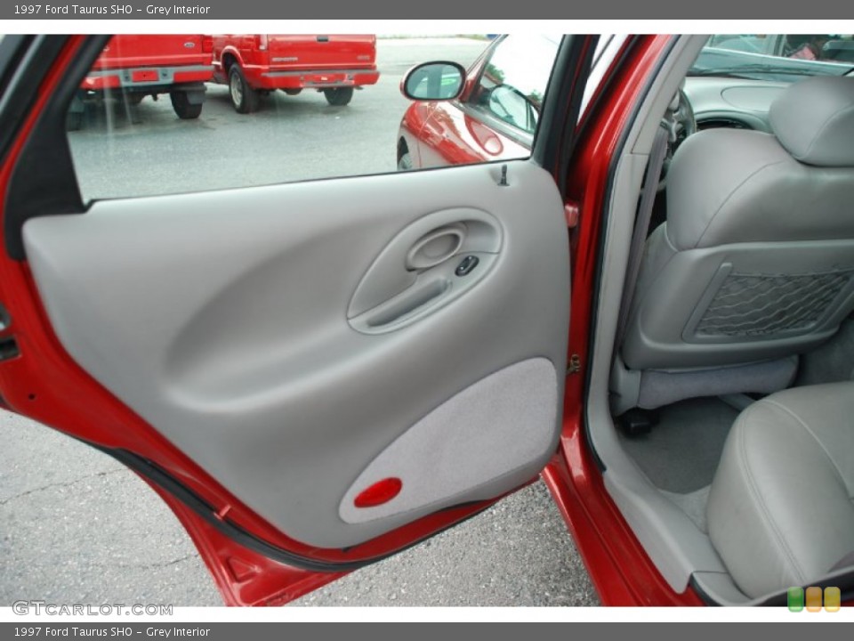 Grey Interior Door Panel for the 1997 Ford Taurus SHO #50379262