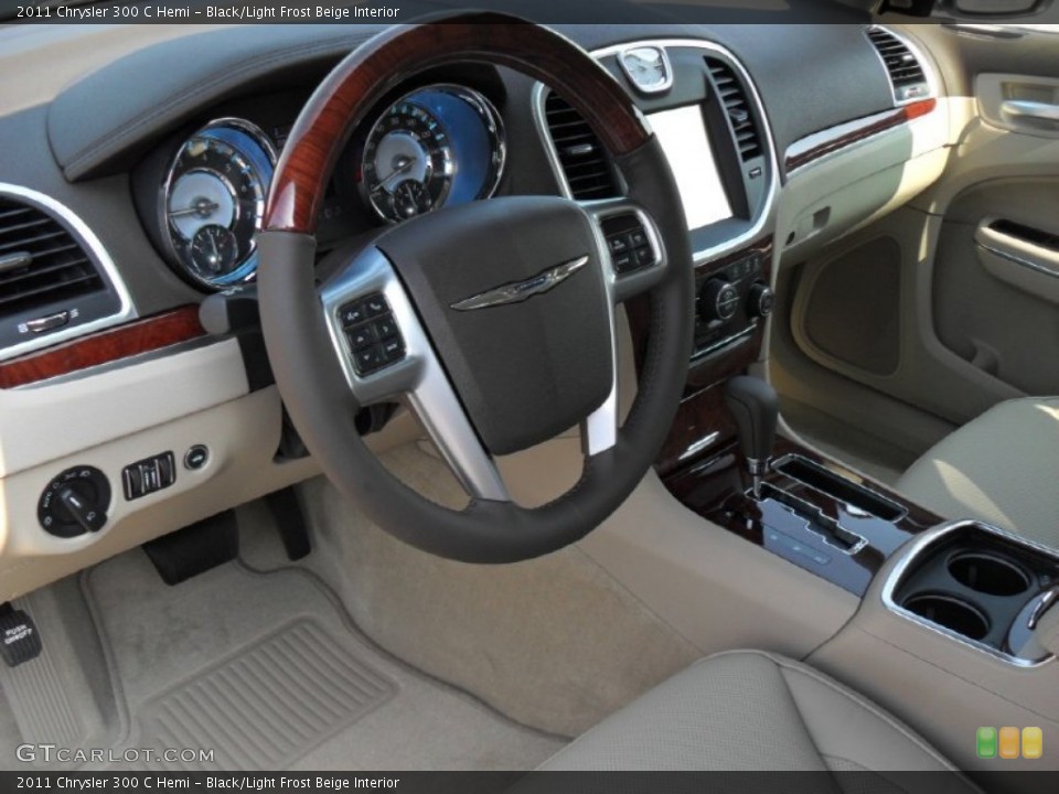 Black/Light Frost Beige Interior Photo for the 2011 Chrysler 300 C Hemi #50386197