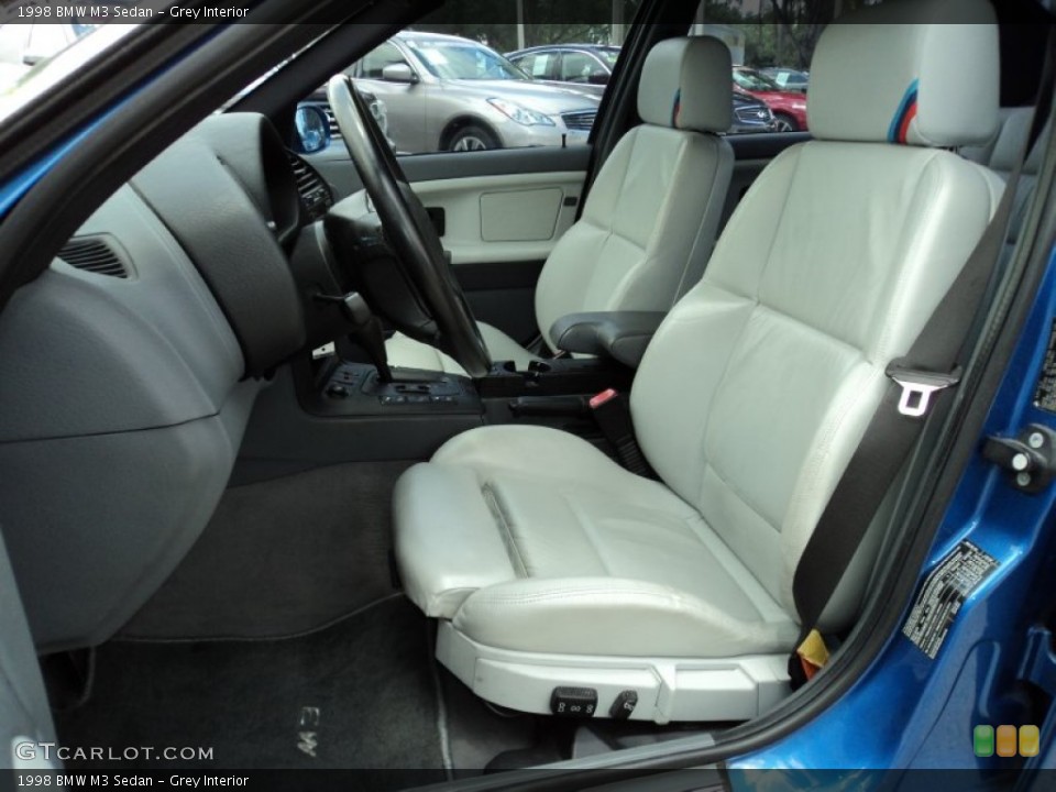 Grey Interior Photo for the 1998 BMW M3 Sedan #50391780