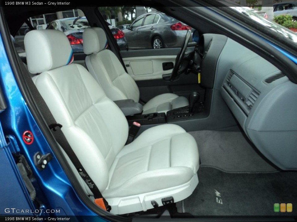 Grey Interior Photo for the 1998 BMW M3 Sedan #50391814