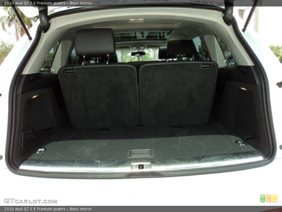 Black Interior Trunk for the 2010 Audi Q7 3.6 Premium quattro #50392110