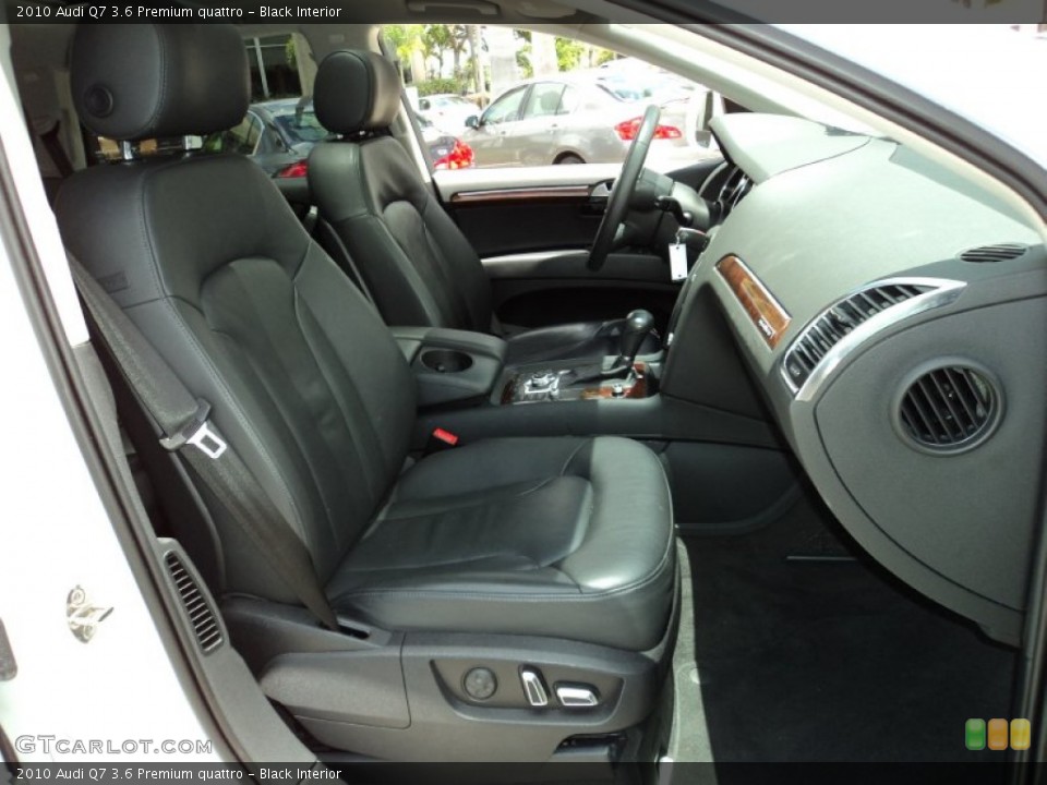 Black Interior Photo for the 2010 Audi Q7 3.6 Premium quattro #50392293
