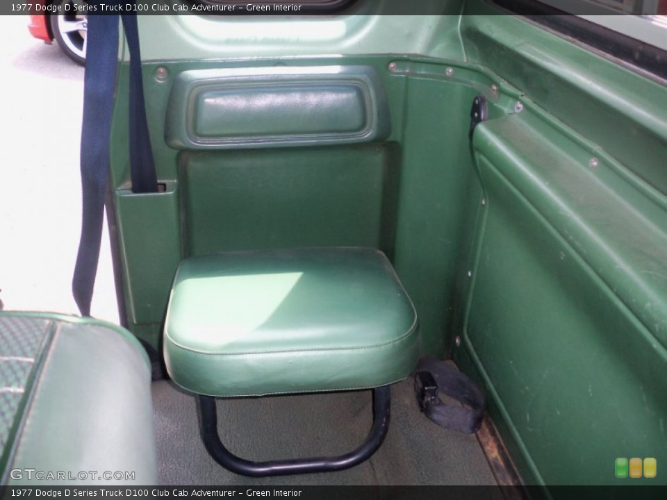 Green Interior Photo for the 1977 Dodge D Series Truck D100 Club Cab Adventurer #50393970