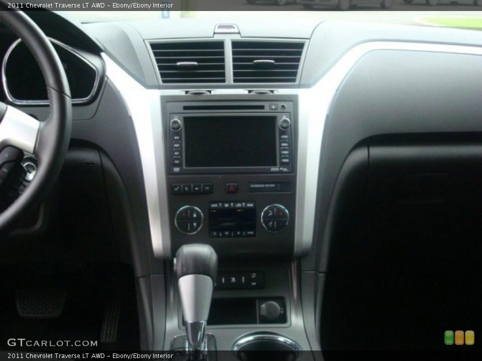 Ebony/Ebony Interior Controls for the 2011 Chevrolet Traverse LT AWD #50406152