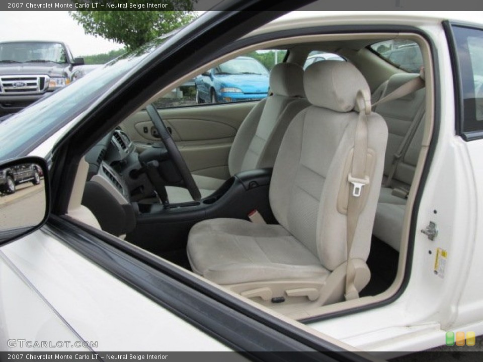 Neutral Beige 2007 Chevrolet Monte Carlo Interiors