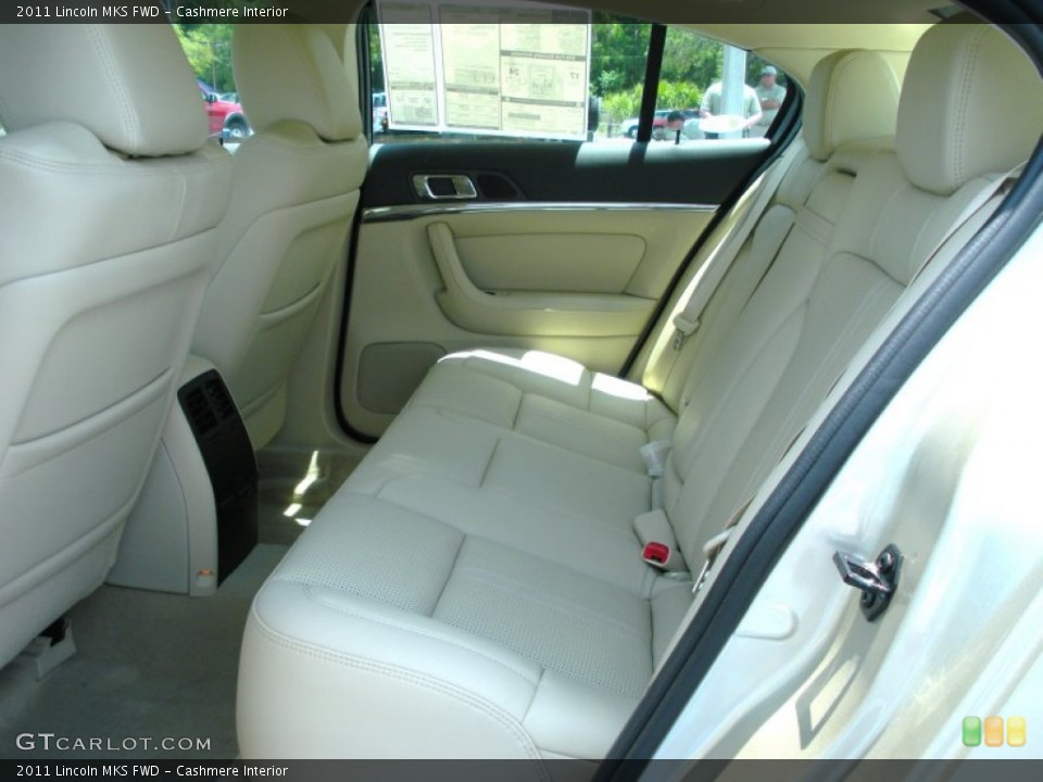 Cashmere Interior Photo for the 2011 Lincoln MKS FWD #50410146