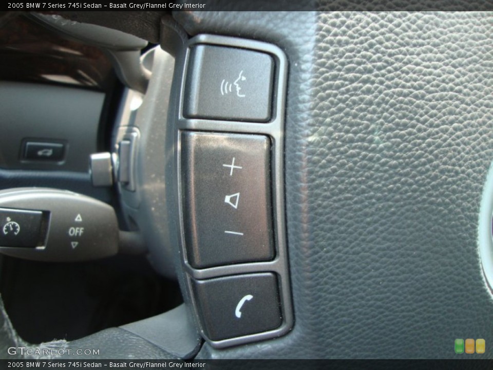 Basalt Grey/Flannel Grey Interior Controls for the 2005 BMW 7 Series 745i Sedan #50412283