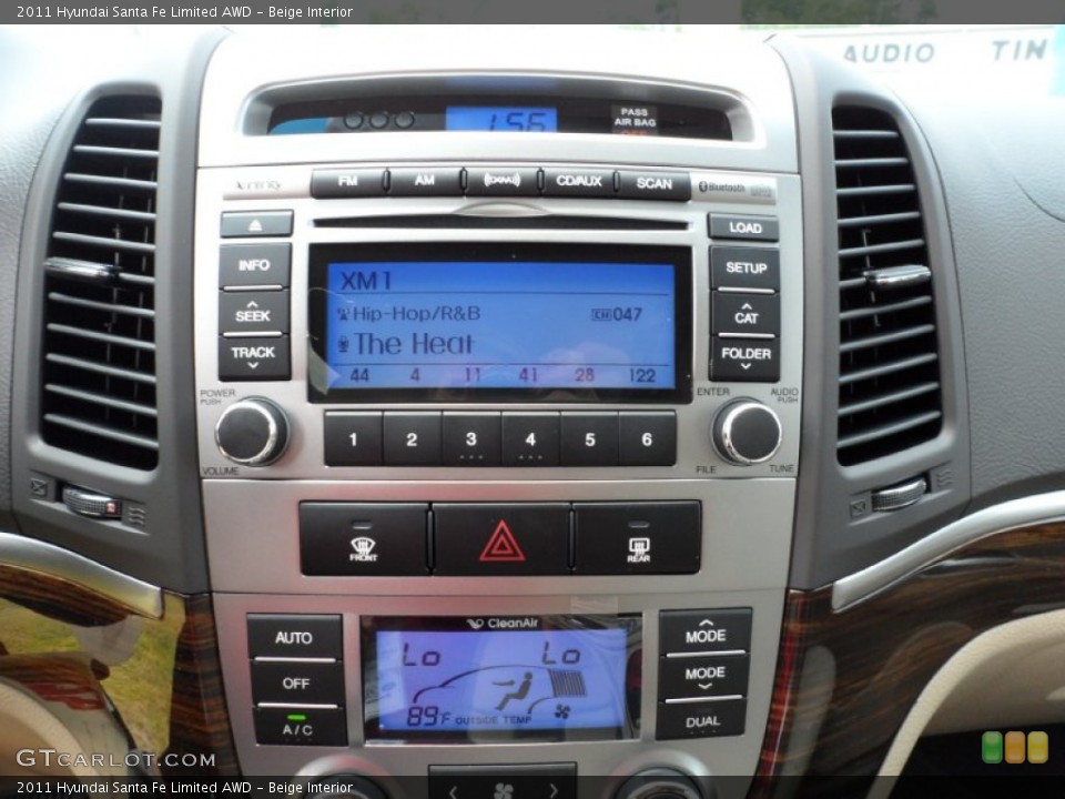 Beige Interior Controls for the 2011 Hyundai Santa Fe Limited AWD #50416387
