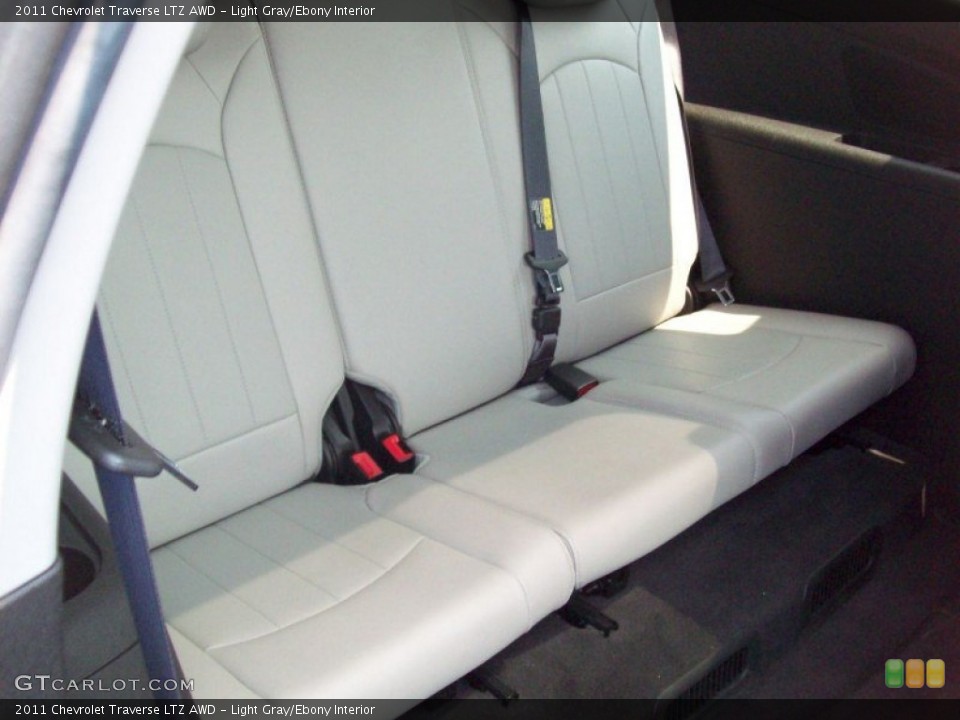 Light Gray/Ebony Interior Photo for the 2011 Chevrolet Traverse LTZ AWD #50423776