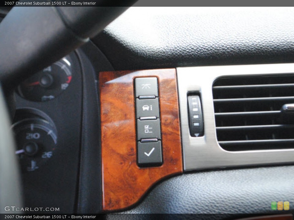 Ebony Interior Controls for the 2007 Chevrolet Suburban 1500 LT #50424817
