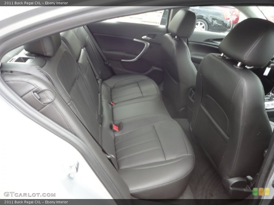 Ebony Interior Photo for the 2011 Buick Regal CXL #50430508