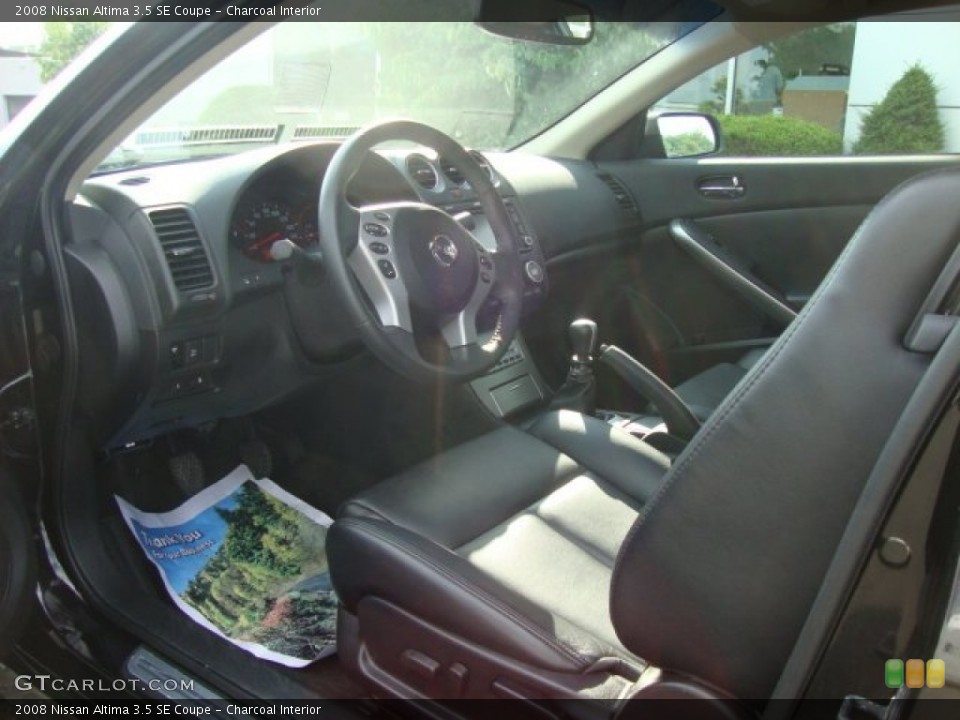 Charcoal Interior Photo for the 2008 Nissan Altima 3.5 SE Coupe #50437105