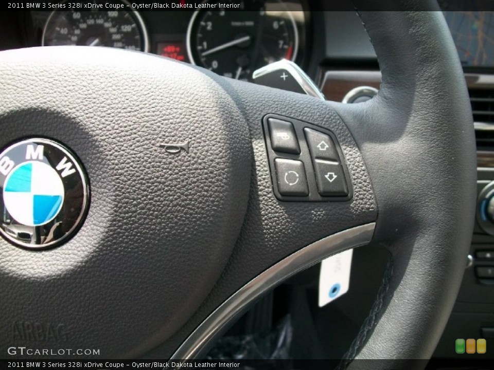 Oyster/Black Dakota Leather Interior Controls for the 2011 BMW 3 Series 328i xDrive Coupe #50445038