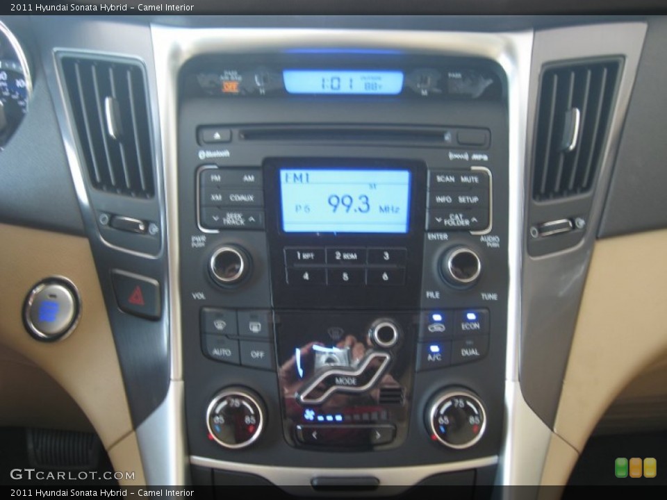 Camel Interior Controls for the 2011 Hyundai Sonata Hybrid #50447708