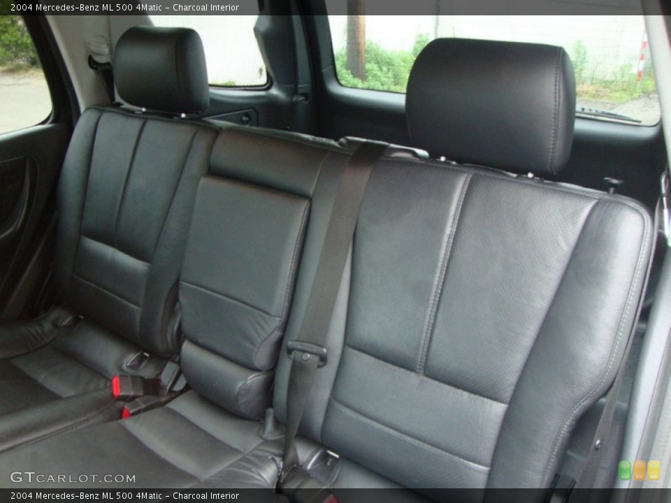 Charcoal Interior Photo for the 2004 Mercedes-Benz ML 500 4Matic #50448875