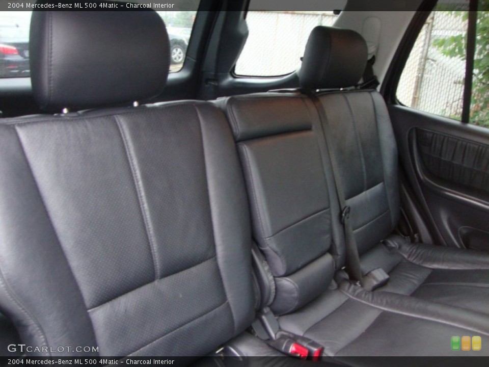 Charcoal Interior Photo for the 2004 Mercedes-Benz ML 500 4Matic #50448906