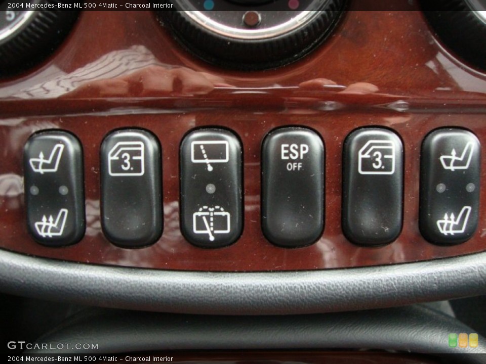 Charcoal Interior Controls for the 2004 Mercedes-Benz ML 500 4Matic #50449060