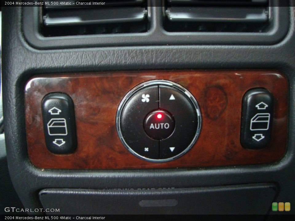 Charcoal Interior Controls for the 2004 Mercedes-Benz ML 500 4Matic #50449208