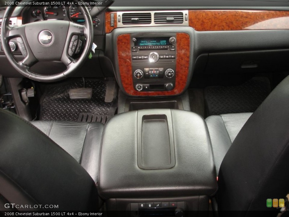 Ebony Interior Dashboard for the 2008 Chevrolet Suburban 1500 LT 4x4 #50449781