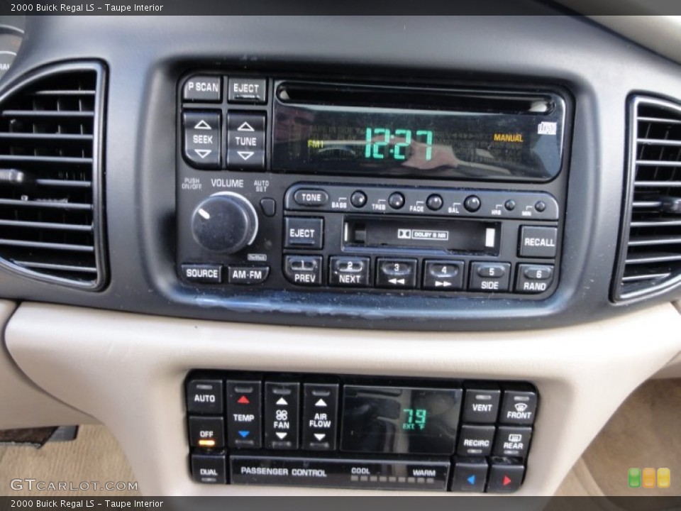 Taupe Interior Controls for the 2000 Buick Regal LS #50452232