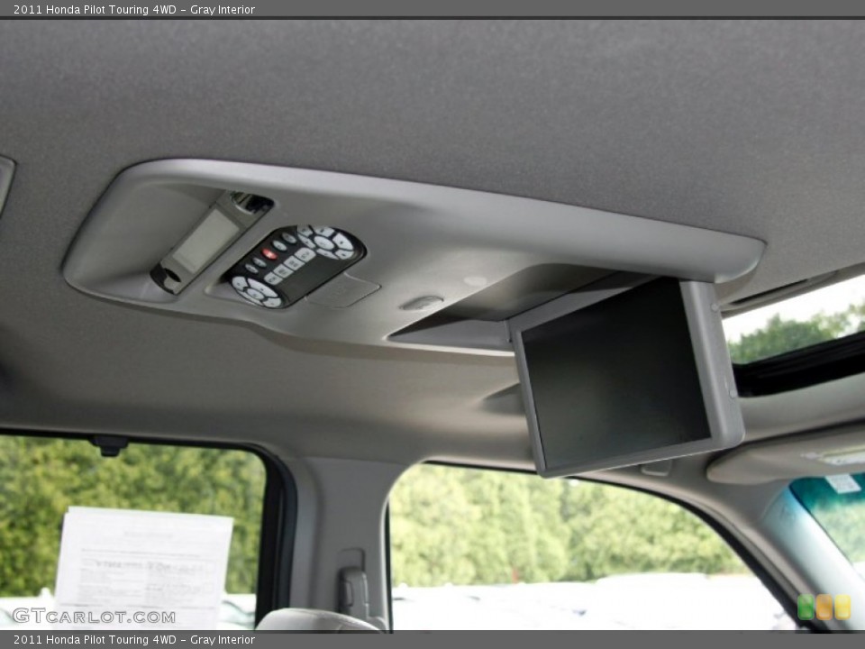 Gray Interior Controls for the 2011 Honda Pilot Touring 4WD #50453255
