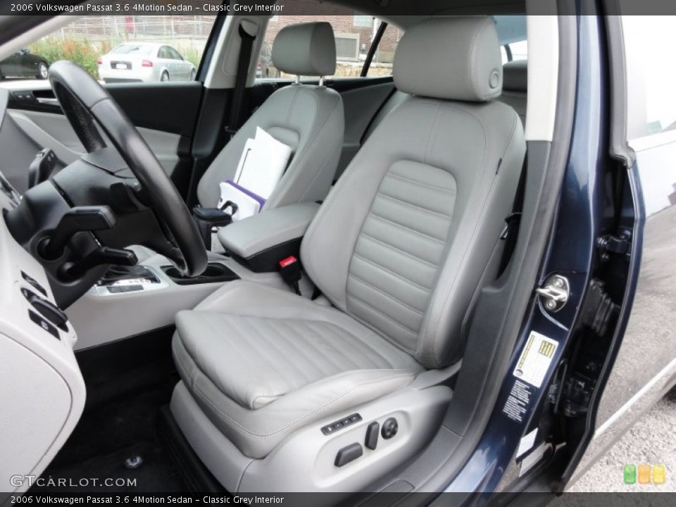 Classic Grey Interior Photo for the 2006 Volkswagen Passat 3.6 4Motion Sedan #50453448