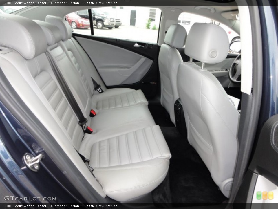Classic Grey Interior Photo for the 2006 Volkswagen Passat 3.6 4Motion Sedan #50453570