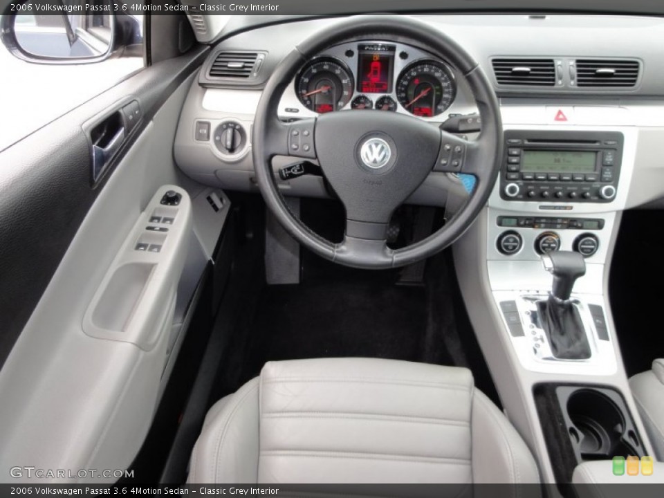 Classic Grey Interior Dashboard for the 2006 Volkswagen Passat 3.6 4Motion Sedan #50453660