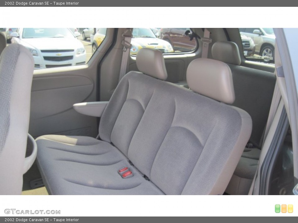 Taupe Interior Photo for the 2002 Dodge Caravan SE #50455262